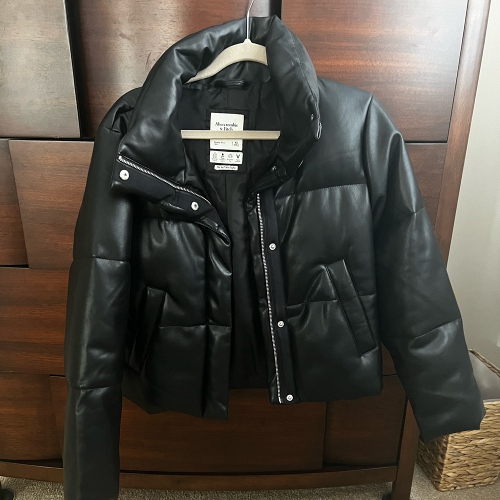 A&F Vegan Leather Mini Puffer, XS - Picture 10 of 13